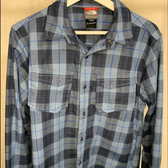 THE NORTH FACE Blue Plaid Button Down - Picture 5 of 7